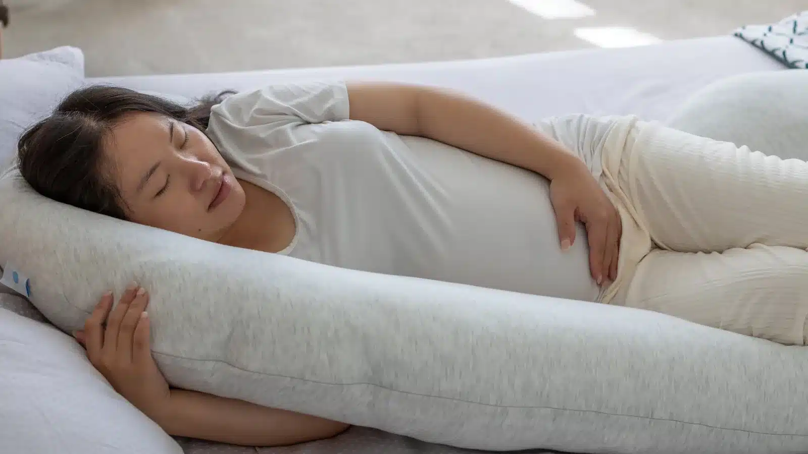 Finding Comfort: Sleep Positions That Truly Help 
